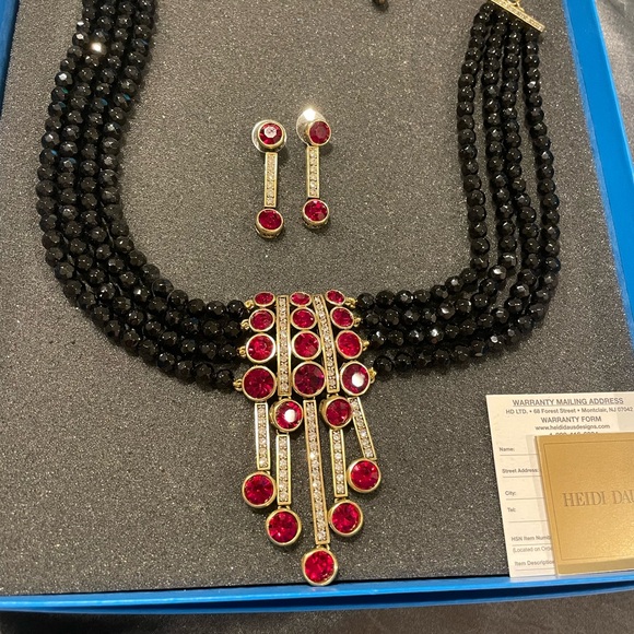 NEW Heidi Daus "An affair to remember" statement necklace and drop earring set - Picture 2 of 5